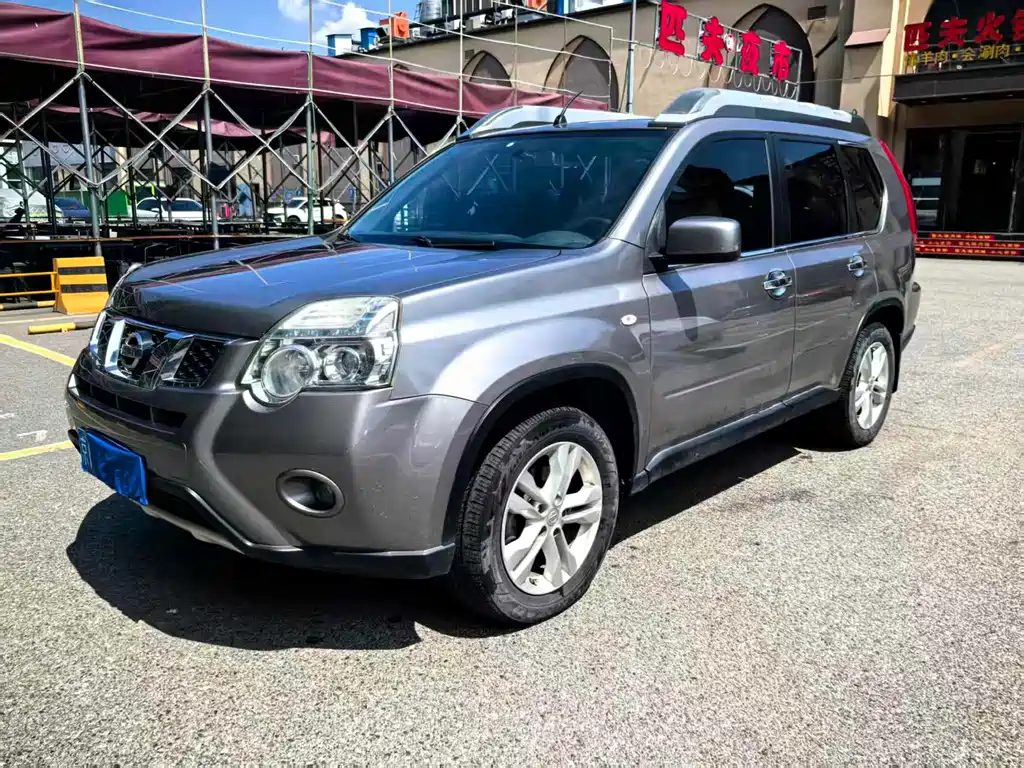 2013 Nissan X-Trail - zdjęcie 1 z 19