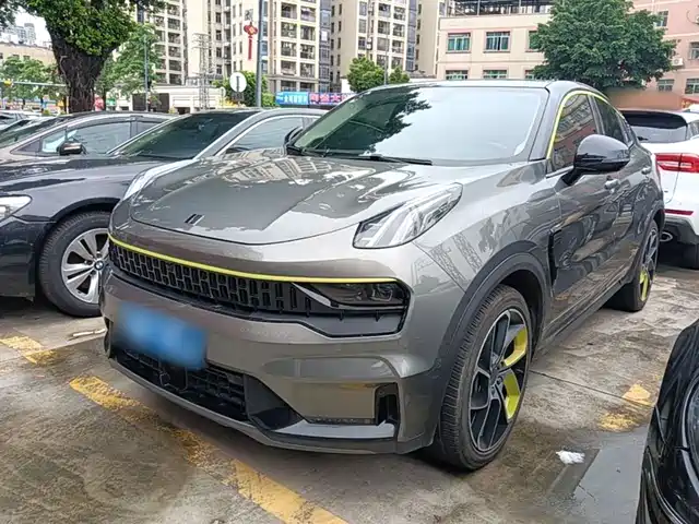 2021 Lynk & Co 05