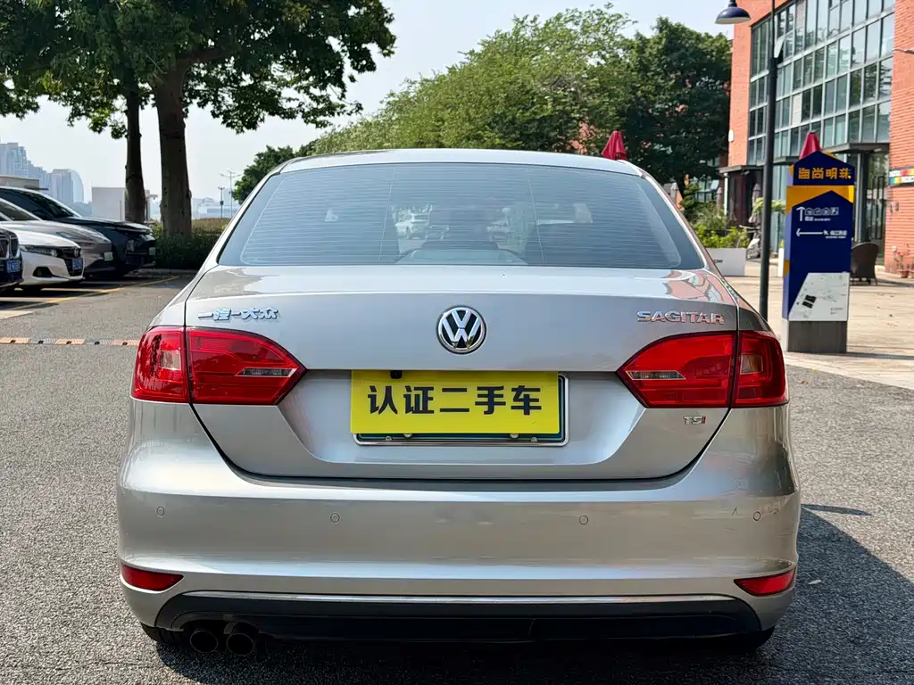 Volkswagen Sagitar — миниатюра 4