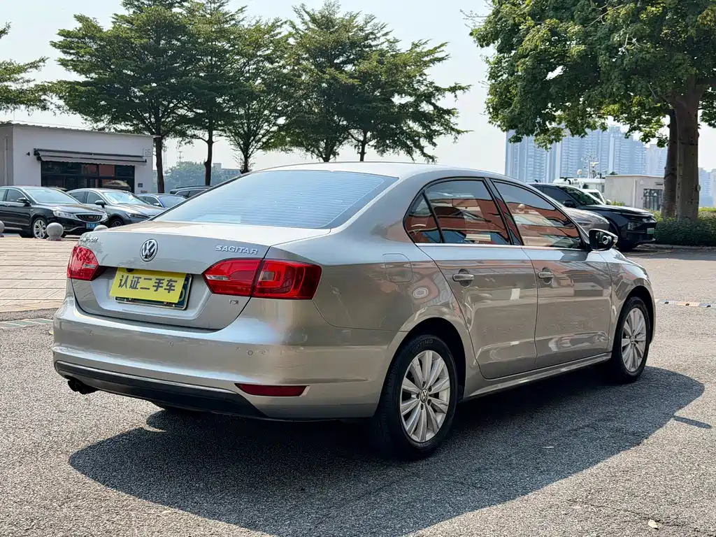 Volkswagen Sagitar — миниатюра 5