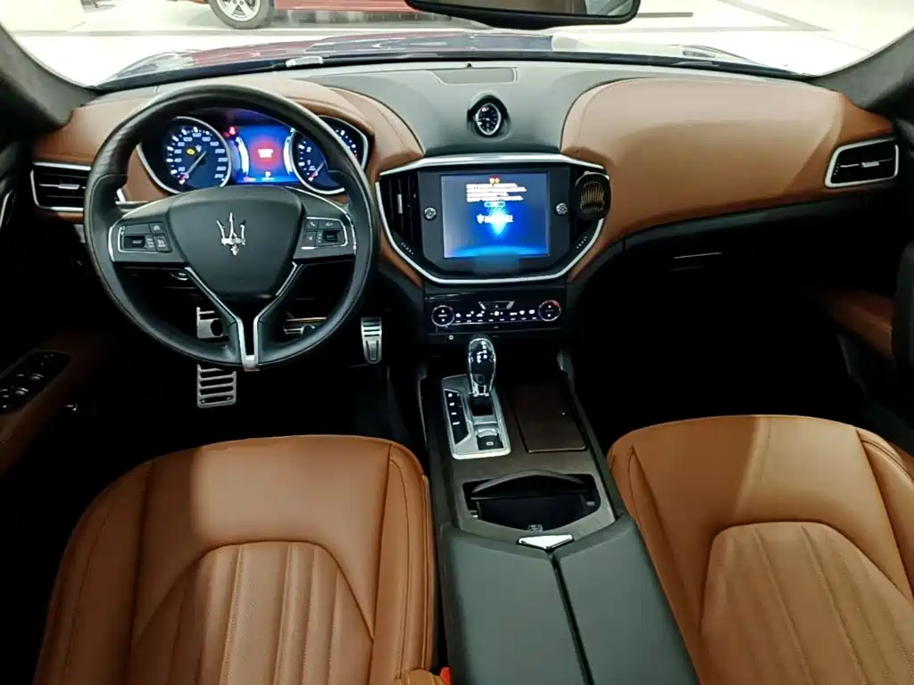 Maserati Ghibli — миниатюра 10