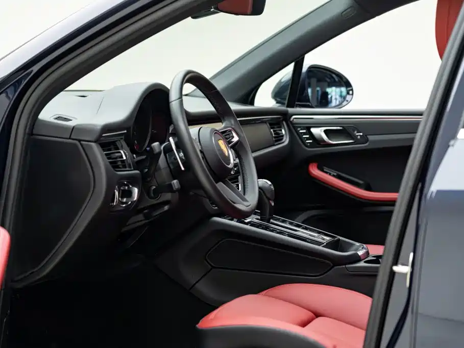 Porsche Macan — миниатюра 8