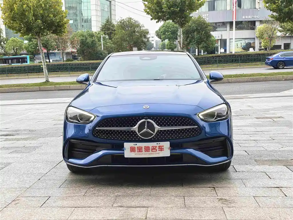 Mercedes-Benz C-Class — миниатюра 2