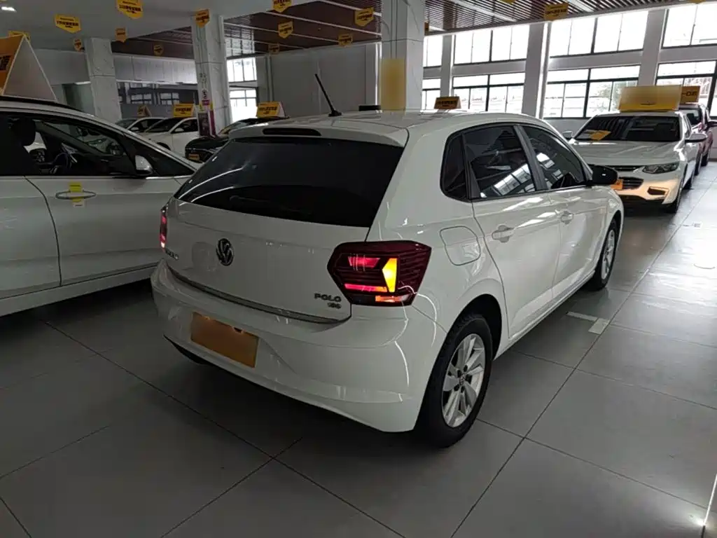 Volkswagen Polo — миниатюра 7