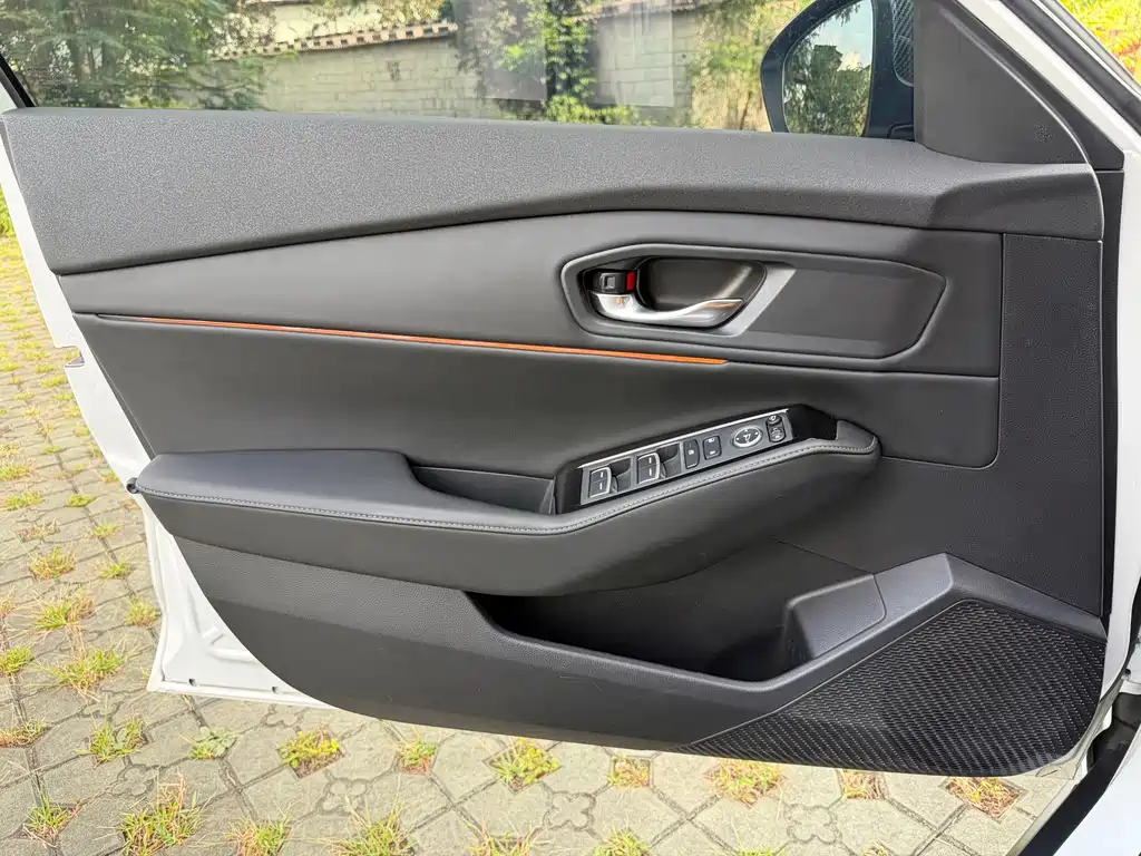 Honda Accord — миниатюра 20