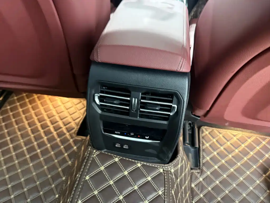 BMW i3 — миниатюра 13