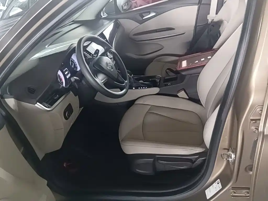 Buick Verano — миниатюра 15