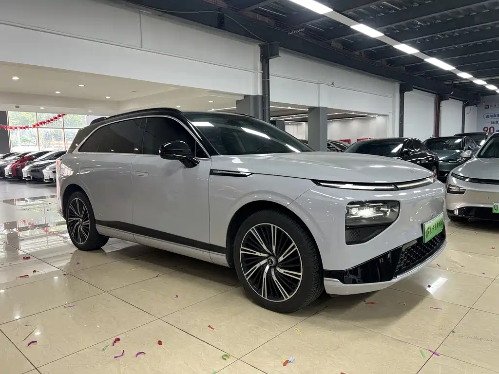 XPeng G9 — миниатюра 3