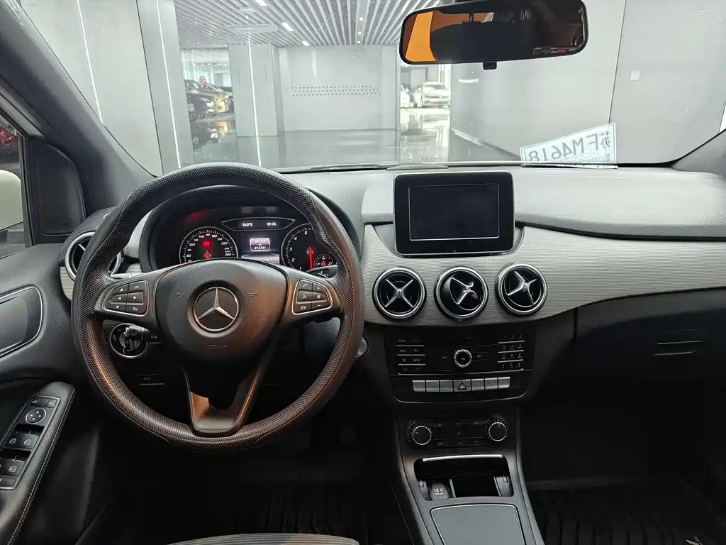 MERCEDES-BENZ B CLASS