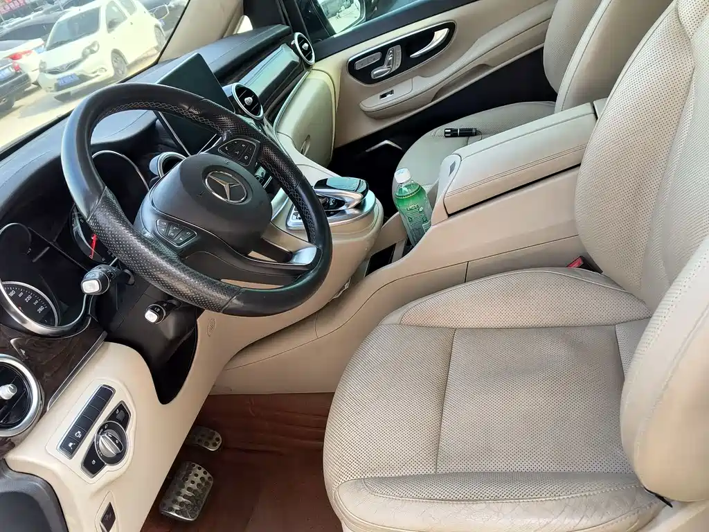 Mercedes-Benz V-Class V 2018 V 260 L Luxury Long Wheelbase V