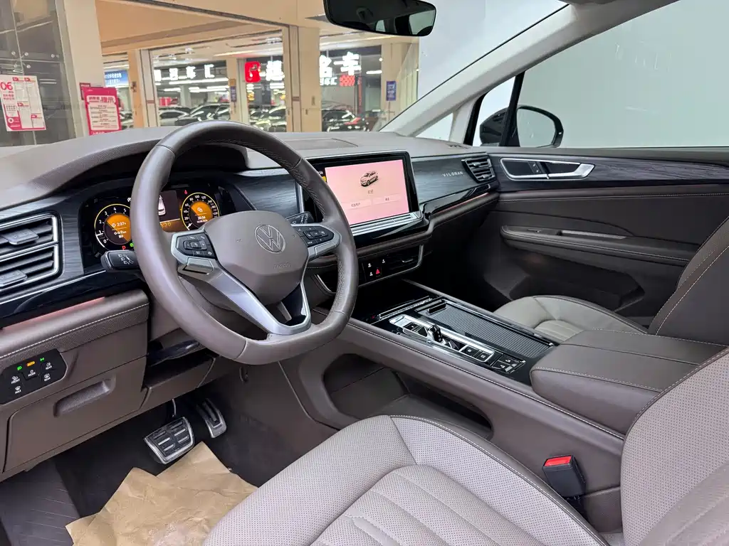 Volkswagen Viloran — миниатюра 5