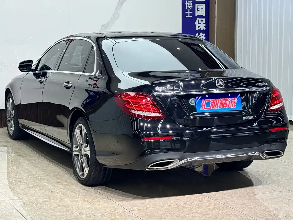 Mercedes-Benz E-Class — миниатюра 4