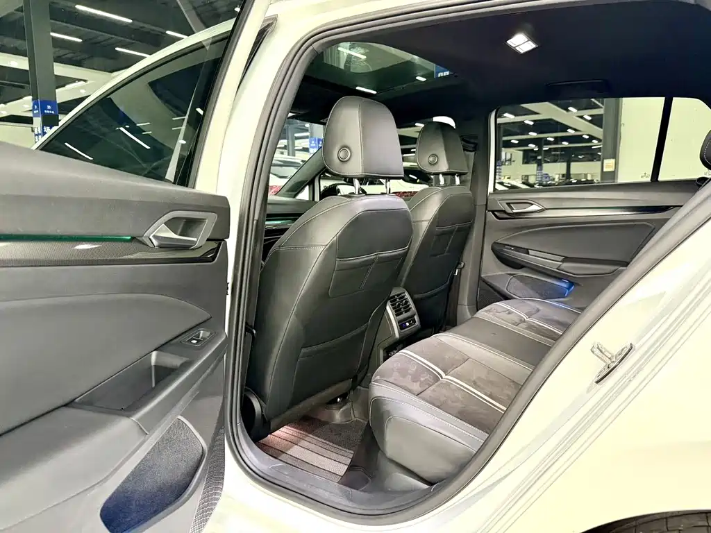 Volkswagen Golf — миниатюра 5