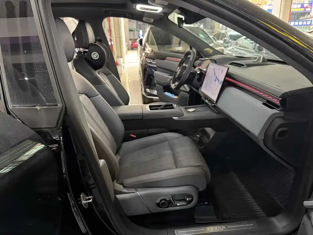 ZEEKR EXTREME KRYPTON 7X