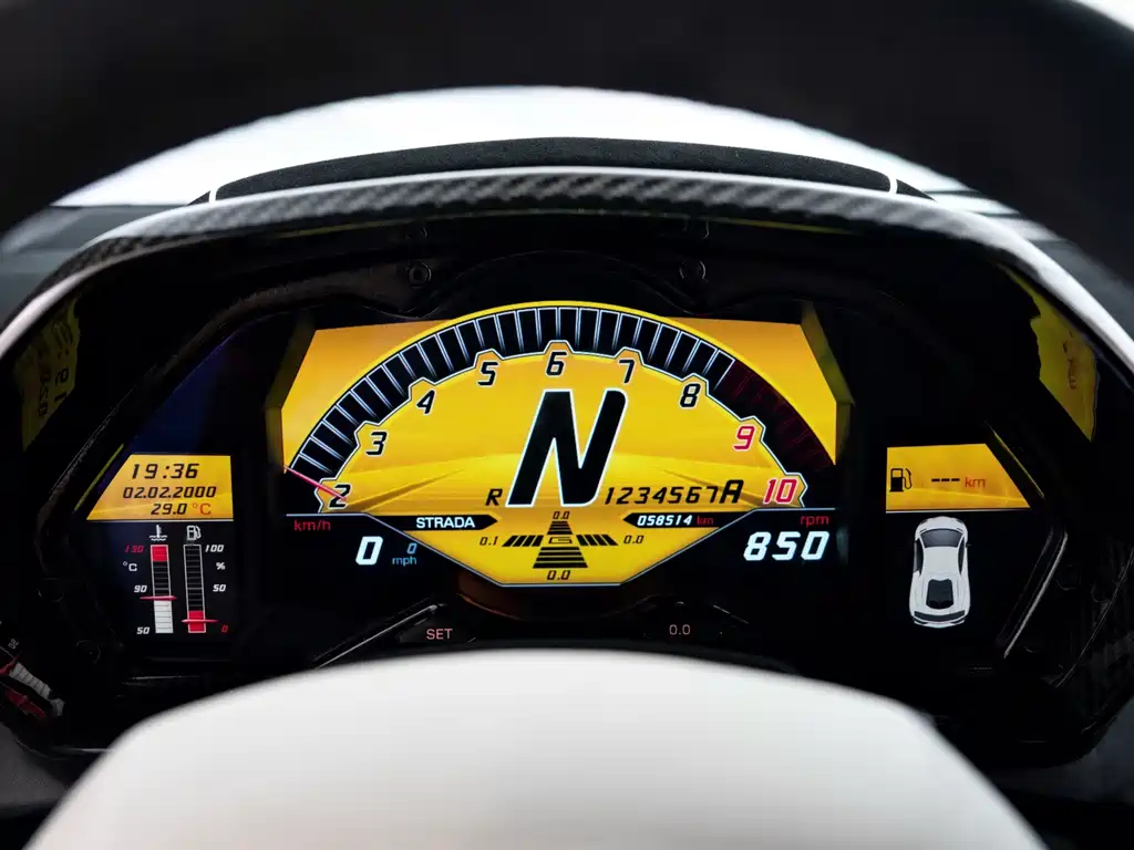 Lamborghini Aventador — миниатюра 23