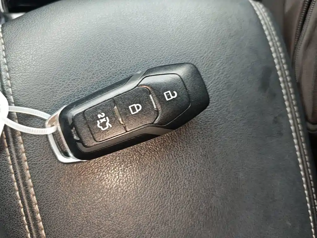 Ford Edge — миниатюра 9