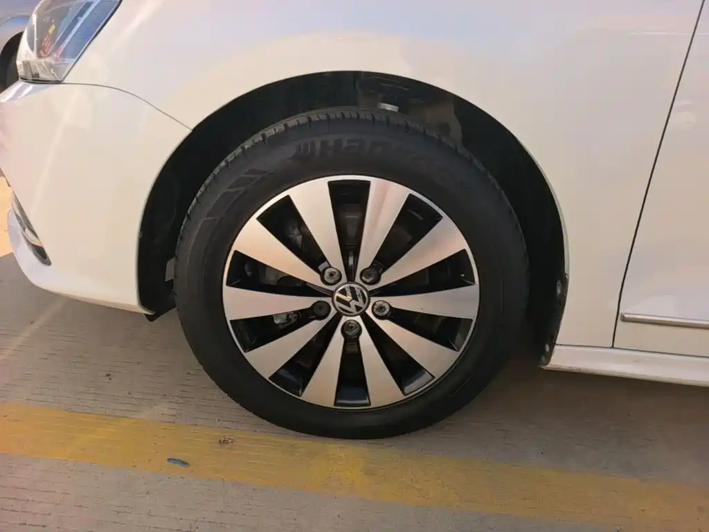 Volkswagen Sagitar — миниатюра 23