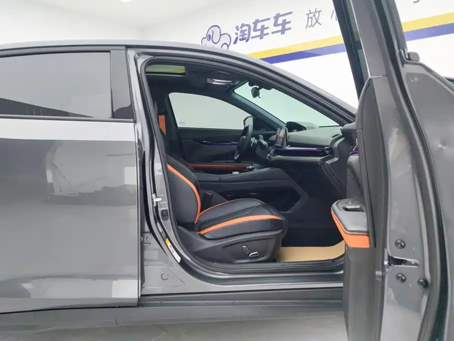 Changan UNI-V 2024 1.5T