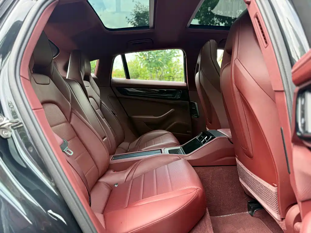 Porsche Panamera — миниатюра 21