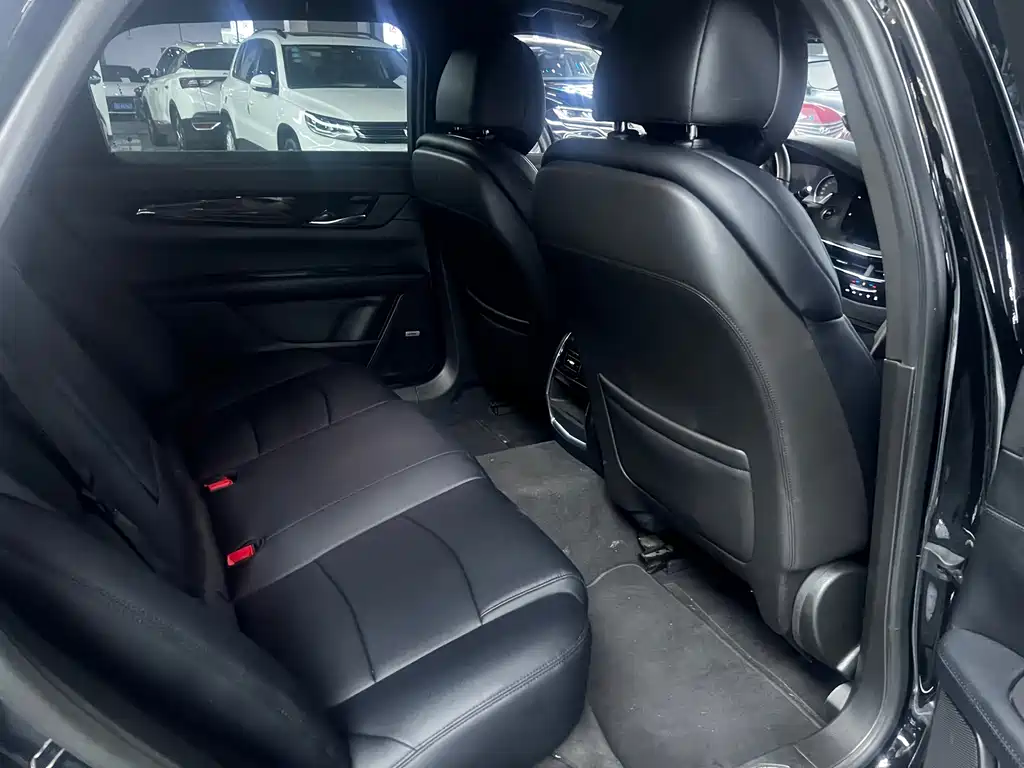 Cadillac CT6 — миниатюра 10