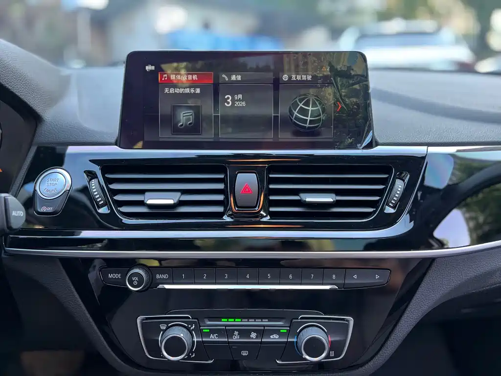 BMW 1 Series — миниатюра 14