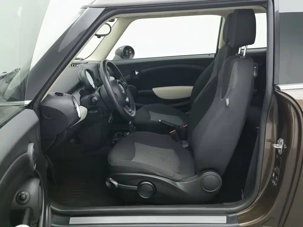 MINI Mini Clubman — миниатюра 10
