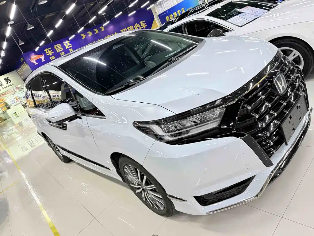 Honda Elysion — миниатюра 3