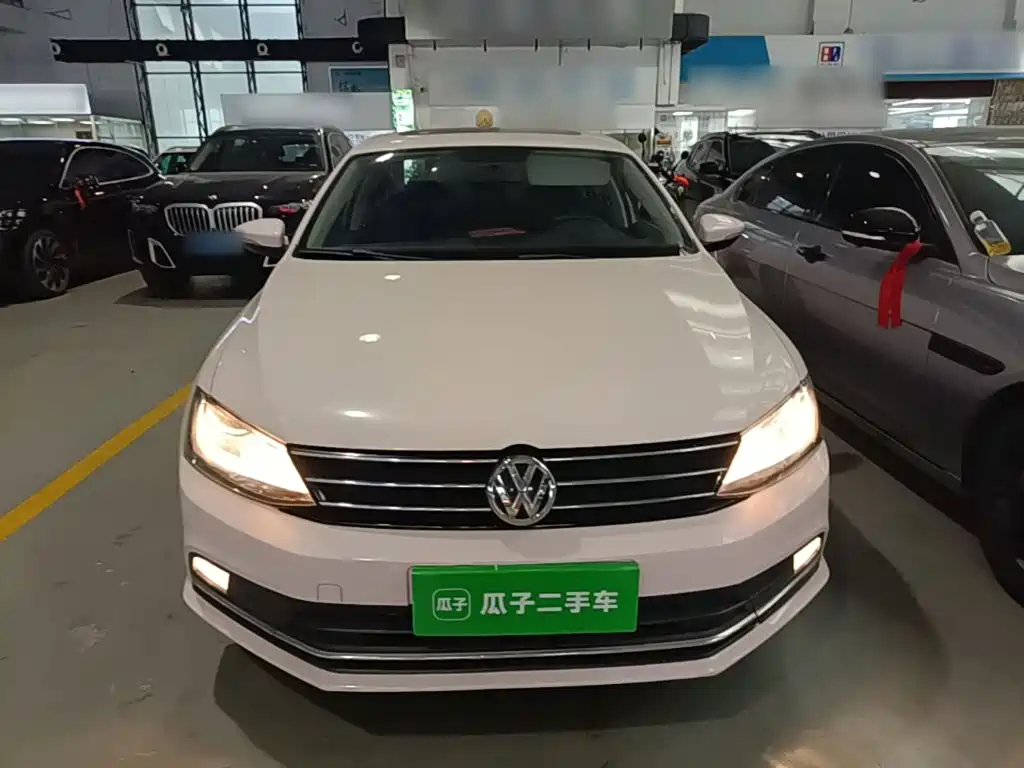 Volkswagen Sagitar — миниатюра 3