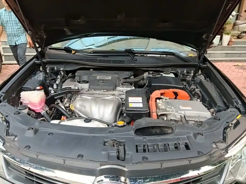 Toyota Camry — миниатюра 20