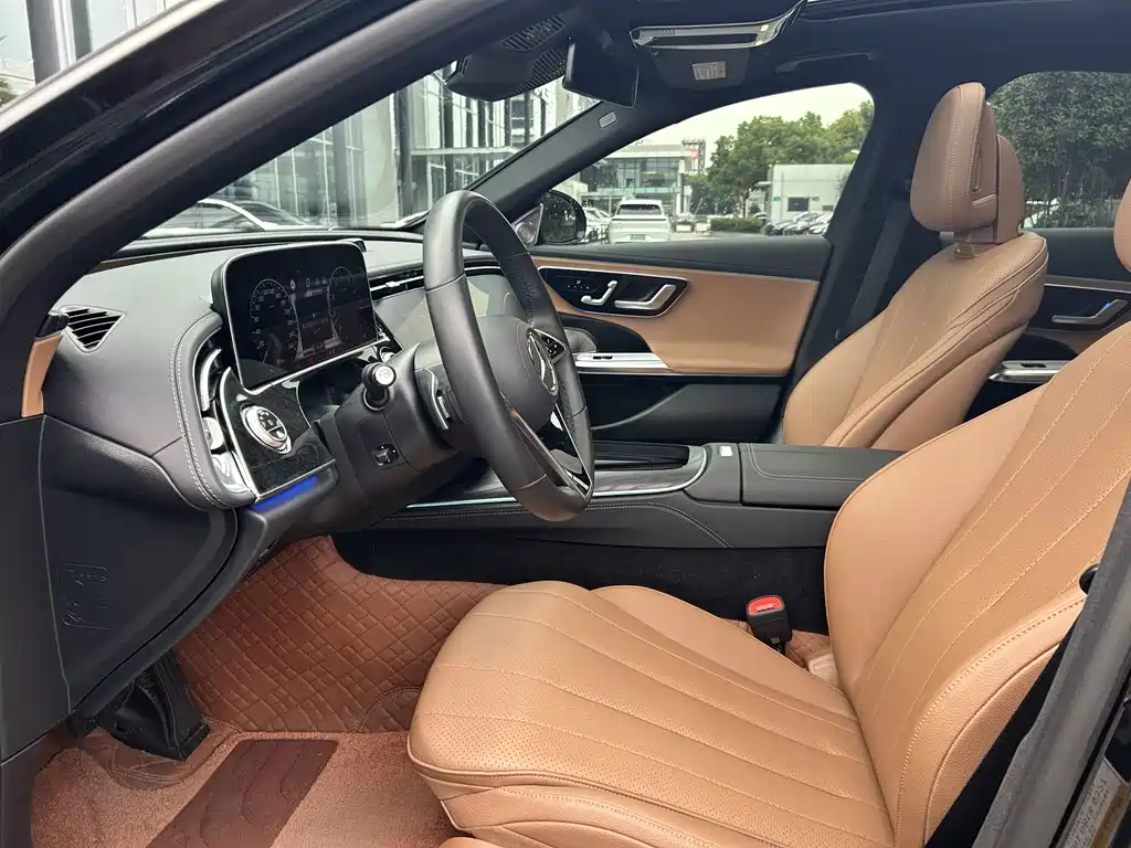 Mercedes-Benz E-Class (Import) — миниатюра 10