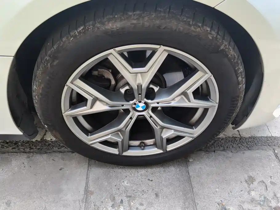 BMW i3 — миниатюра 6