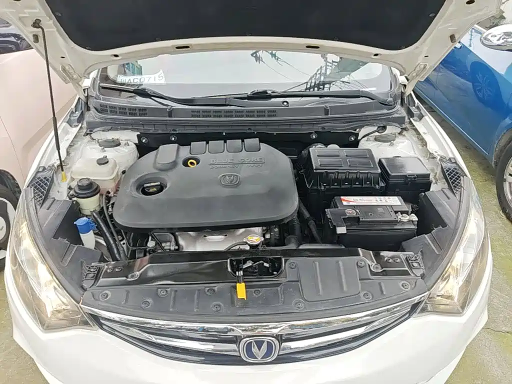 Changan Eado XT — миниатюра 20