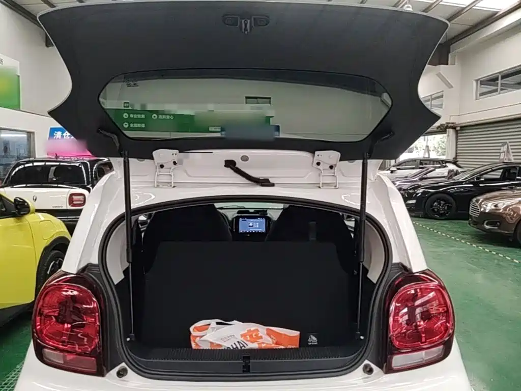 Roewe Clever — миниатюра 19