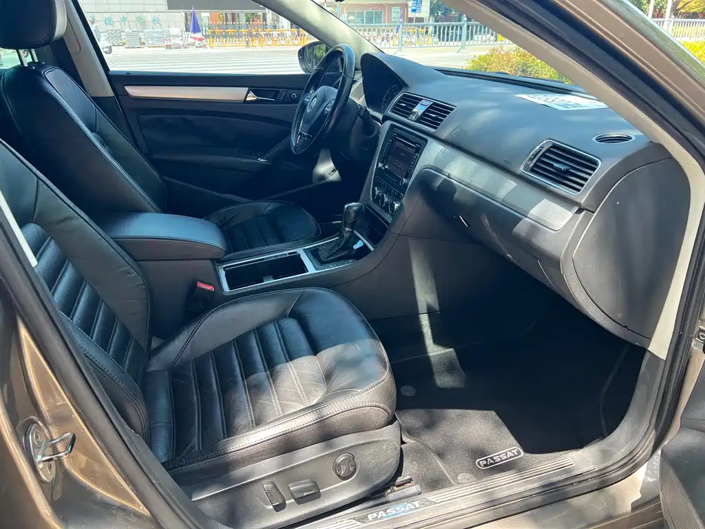 Volkswagen Passat — миниатюра 12