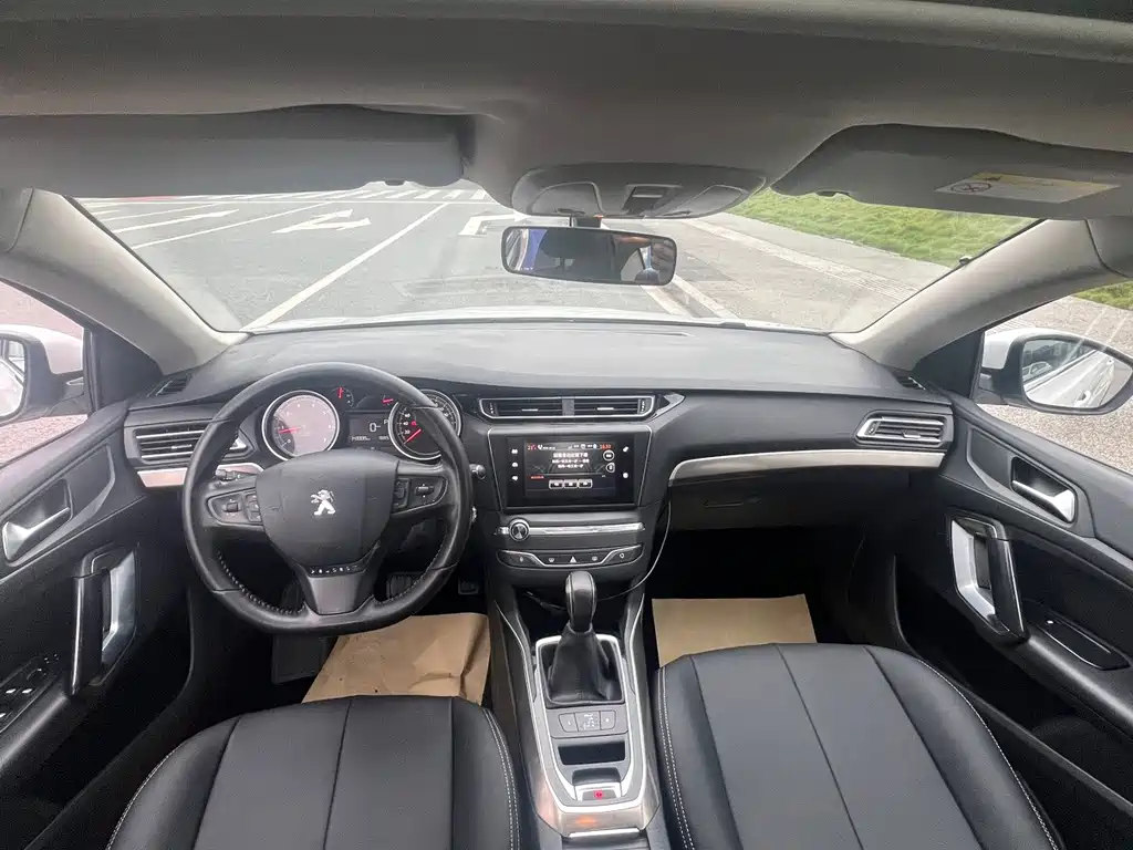 Peugeot 408 — миниатюра 6