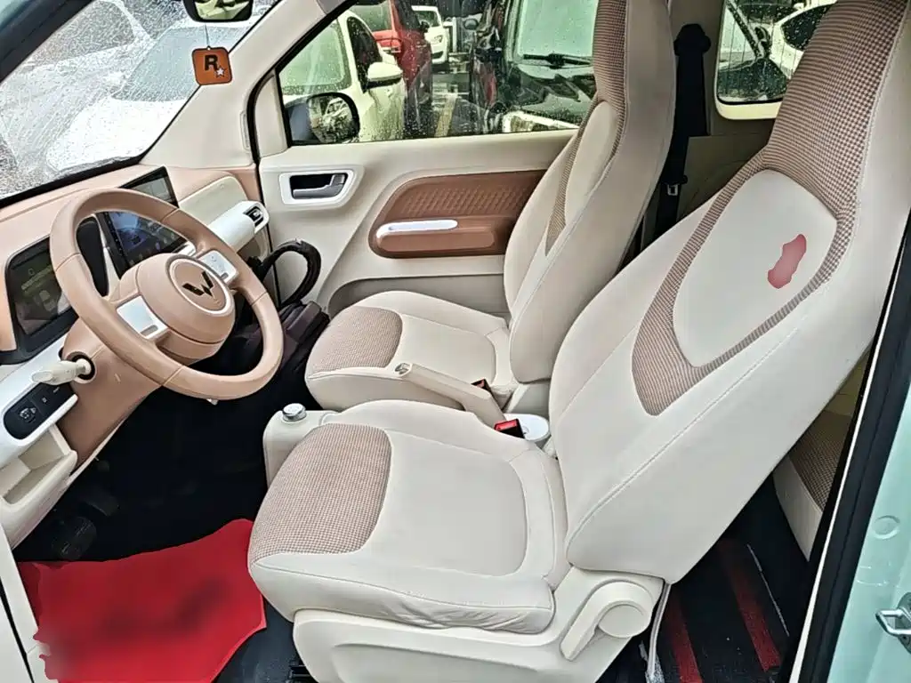 Wuling MINIEV — миниатюра 15