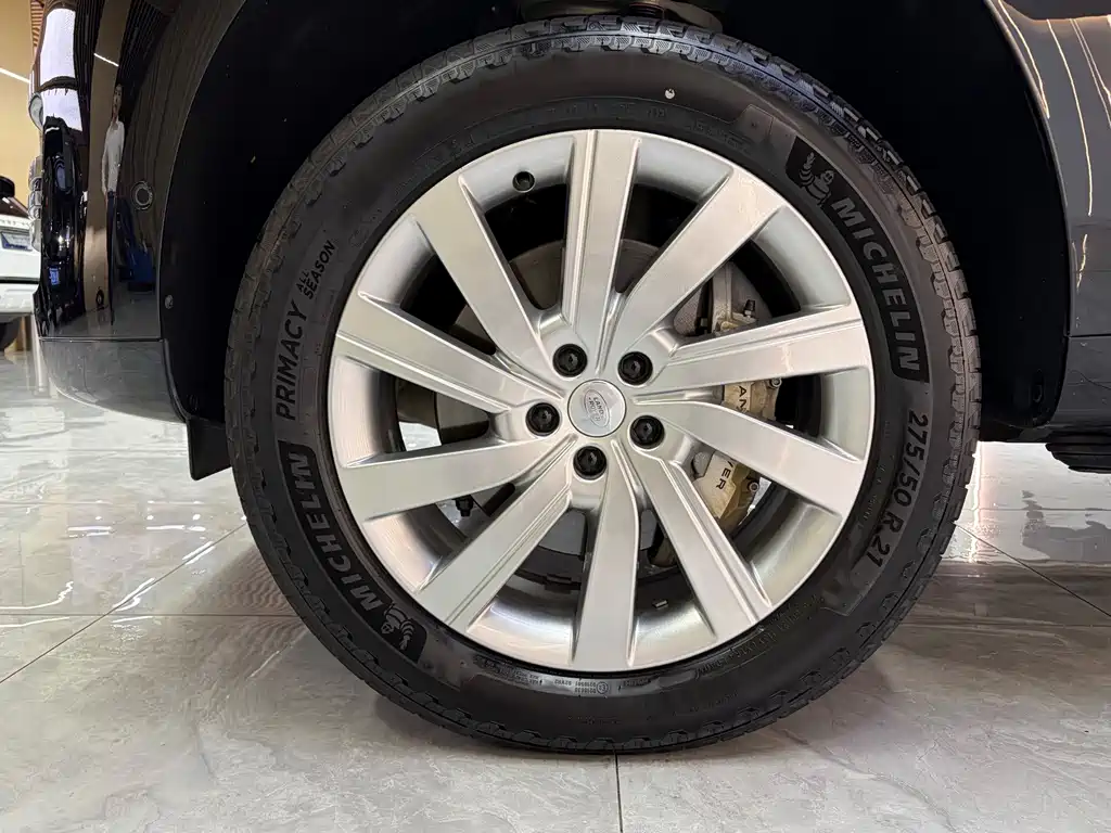 Land Rover Range Rover — миниатюра 7