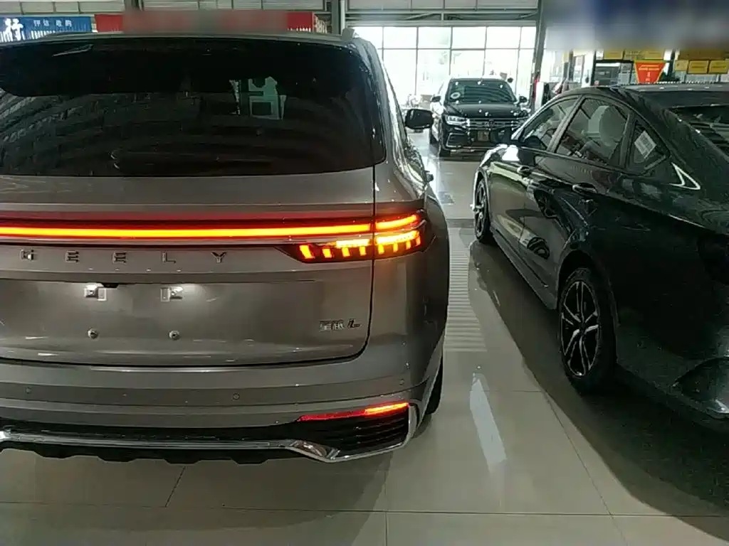 Geely Xingyue L — миниатюра 8