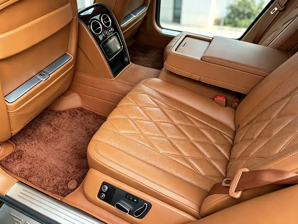 Bentley Flying Spur — миниатюра 3