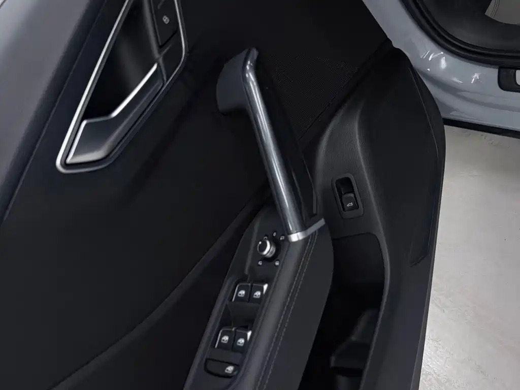 Audi Q2L — миниатюра 14