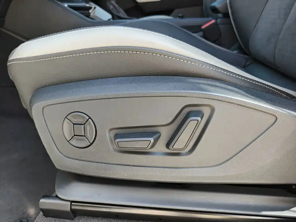 Audi Q3 — миниатюра 13