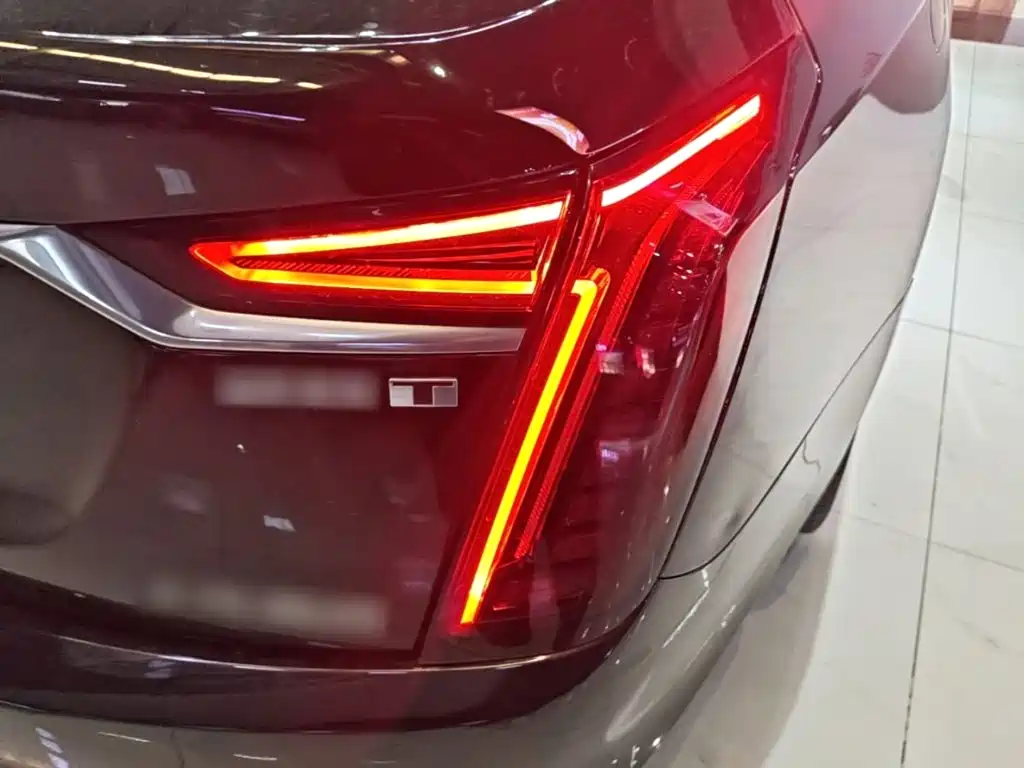 Cadillac CT6 — миниатюра 8