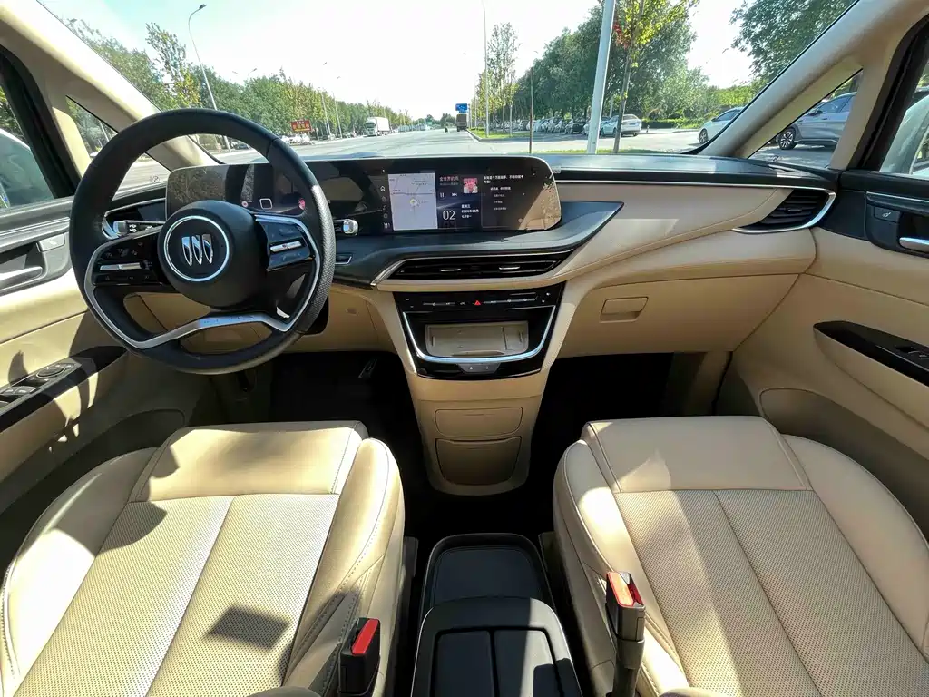 Buick GL8 Hybrid — миниатюра 9