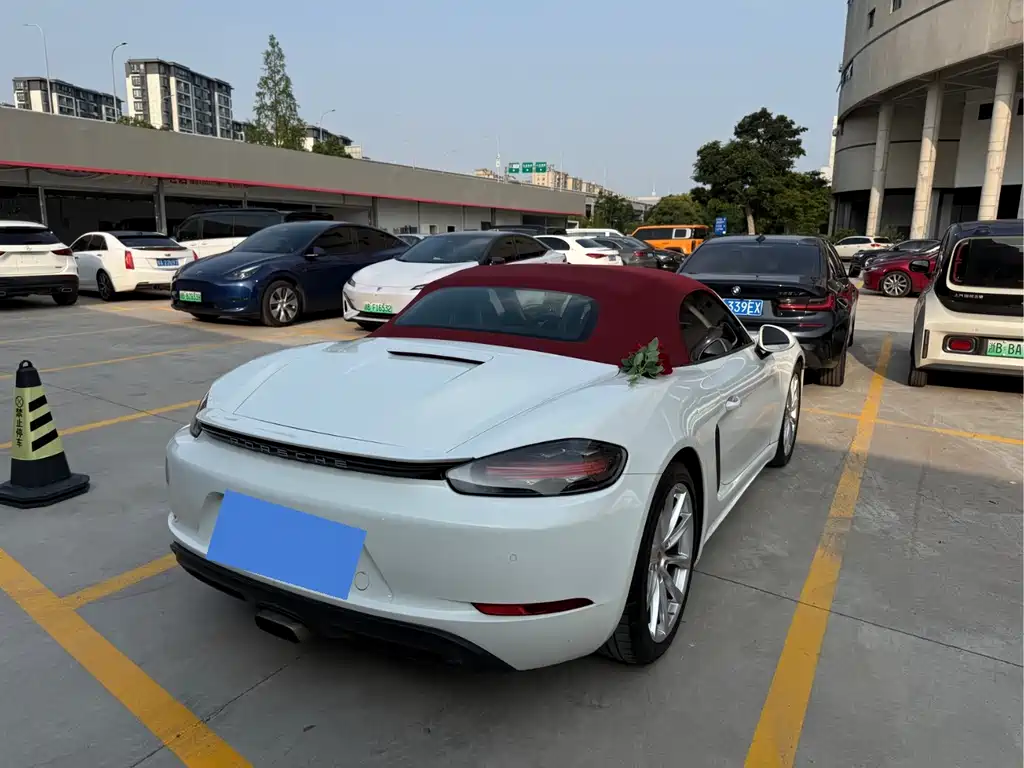 Porsche 718 2016 Boxster 2.0T