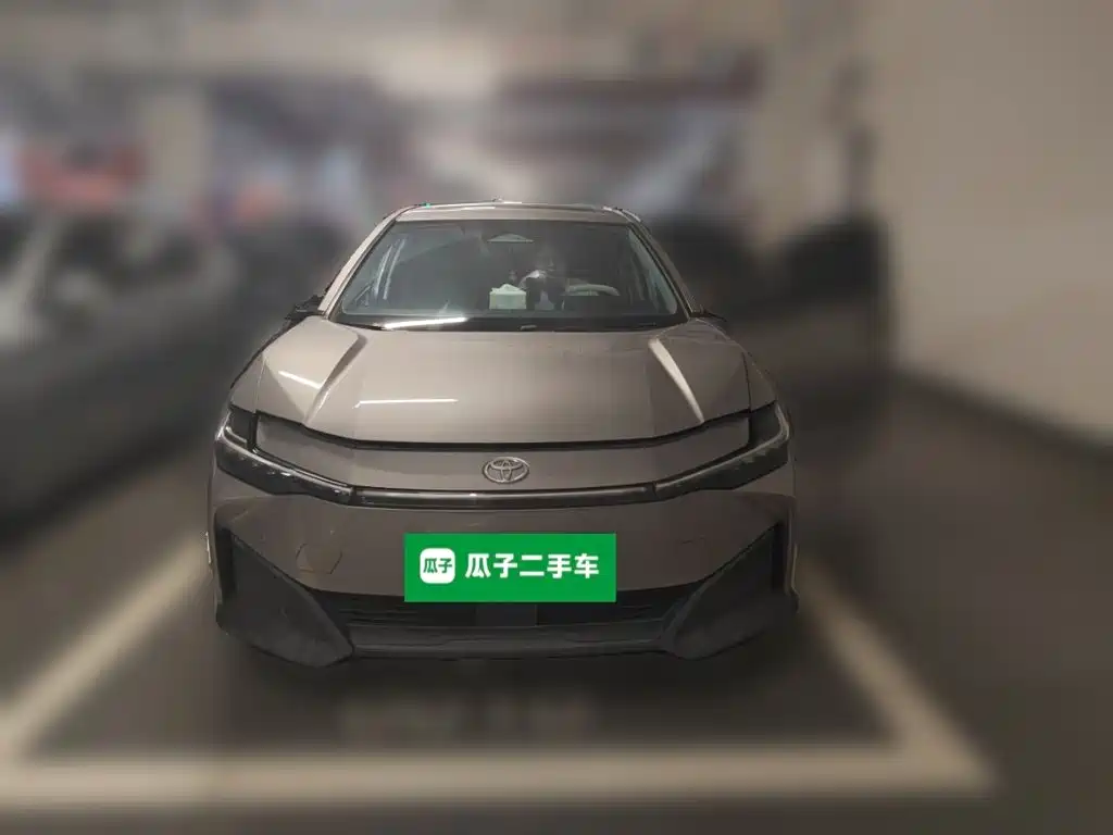 Toyota bZ3 — миниатюра 2