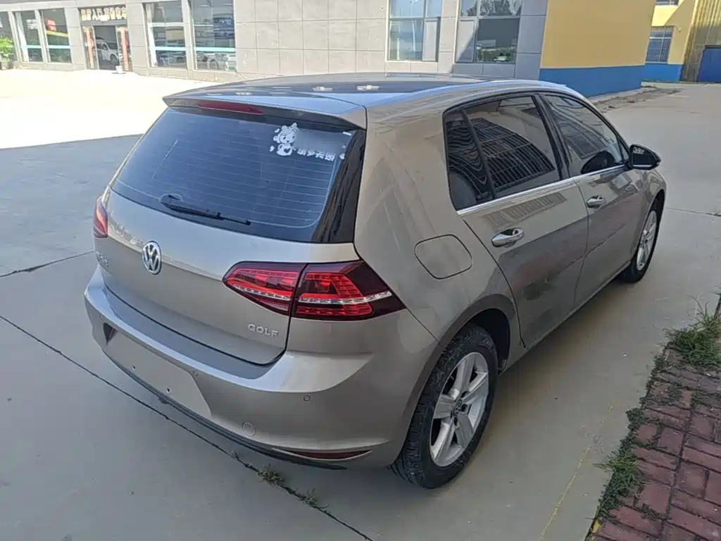 Volkswagen Golf — миниатюра 7
