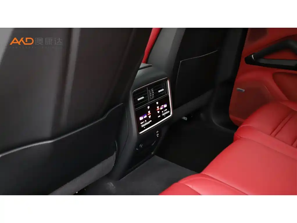 Porsche Cayenne Hybrid — миниатюра 9