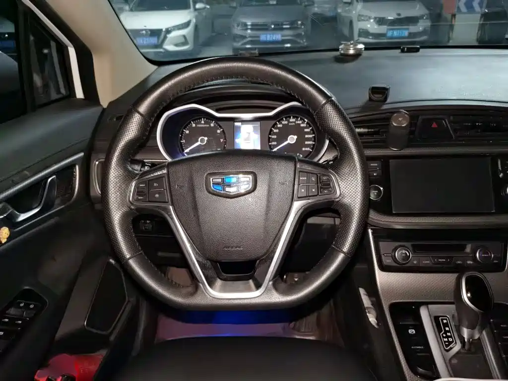 Geely Emgrand GS — миниатюра 3