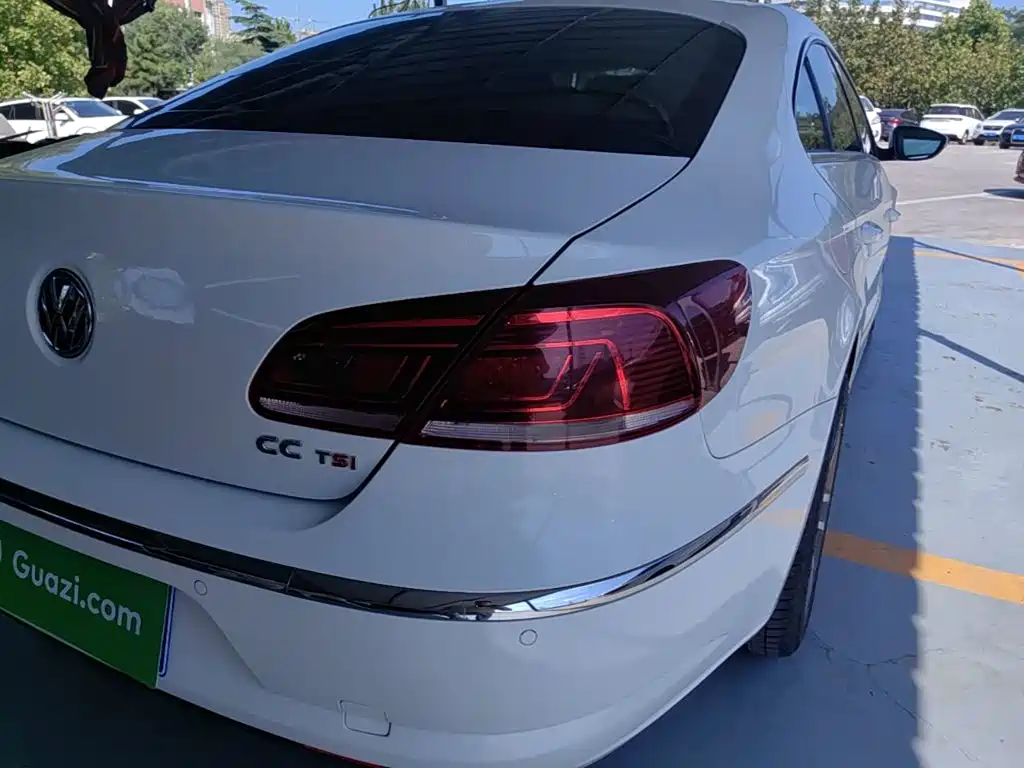 Volkswagen CC — миниатюра 8