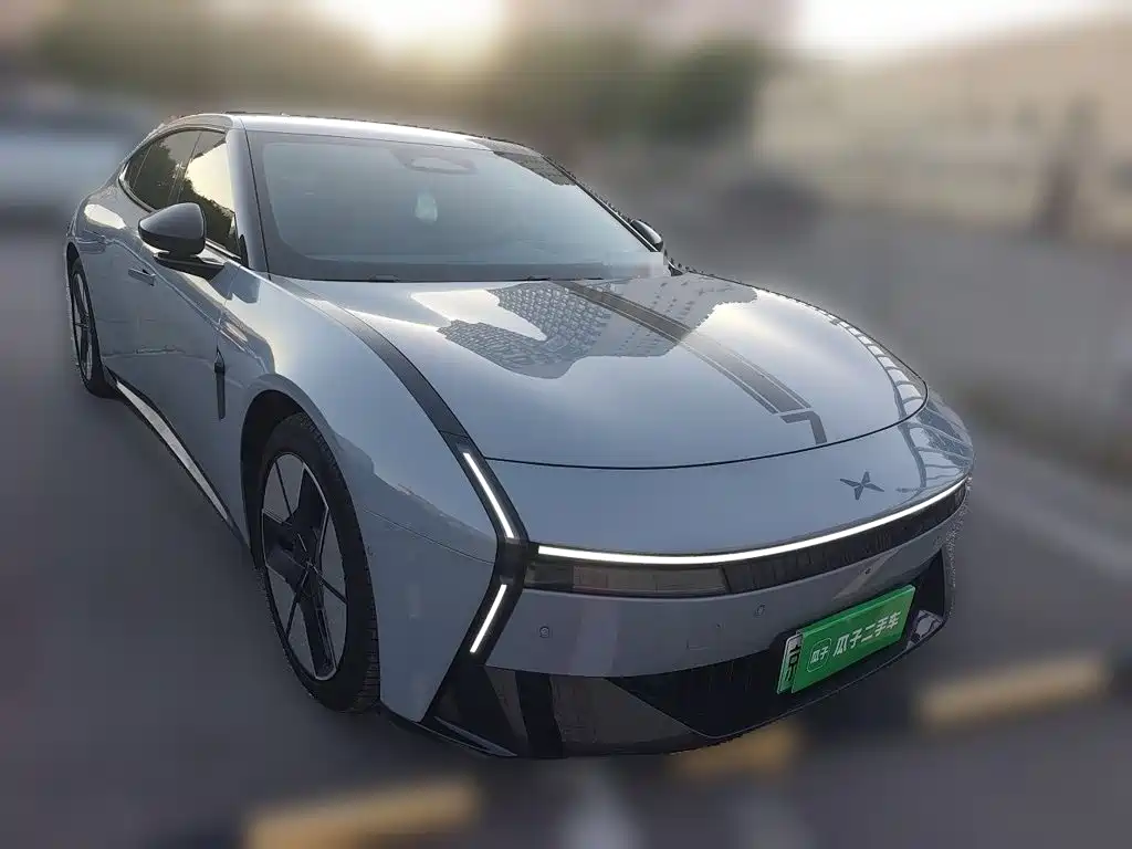 XPeng P7 — миниатюра 24